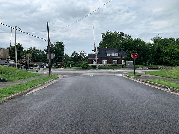 5th image of 1059 Rozelle St