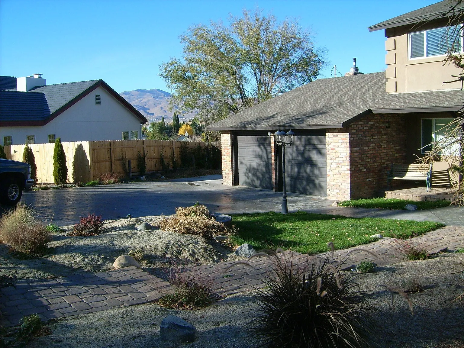 3325 Meridian Ln photo 1
