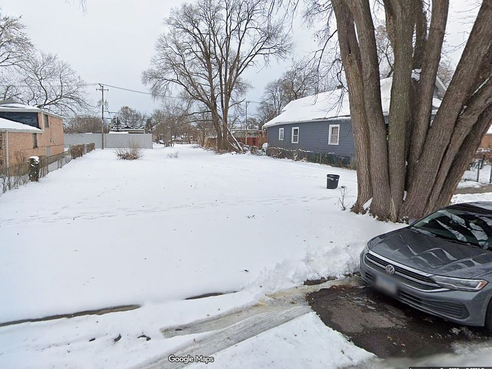 1st image of 108 W 103rd Pl