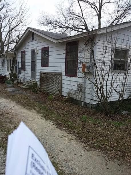 1st image of 409 W Griffin St