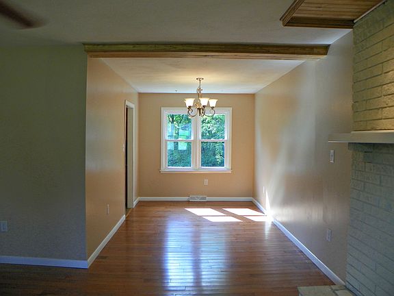 4th image of 235 Wildwood Drive