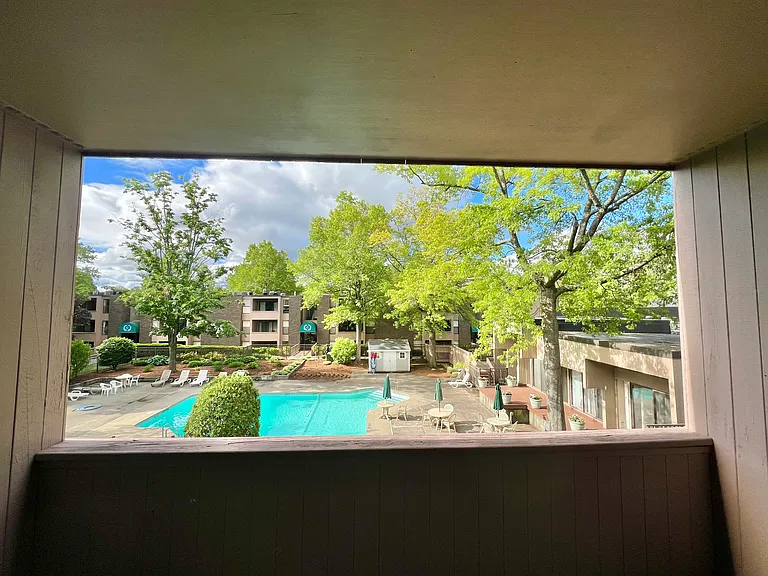 2 Shrewsbury Green Dr #I — Photo 2
