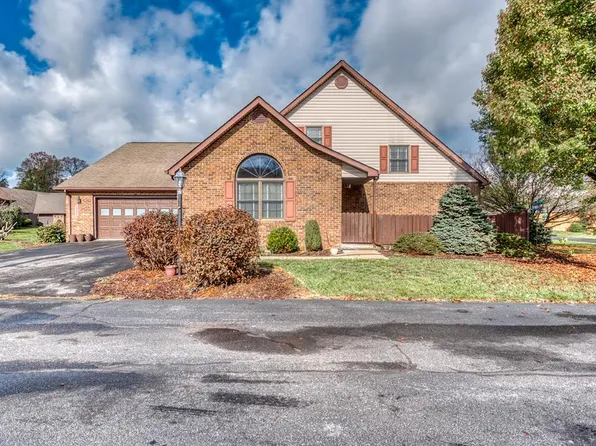 19294 Country Dr, Abingdon, VA 24211