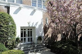 1st image of 5 Roosevelt Pl #C003k-311