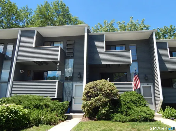 21 Hudson St #46, Bethel, CT 06801