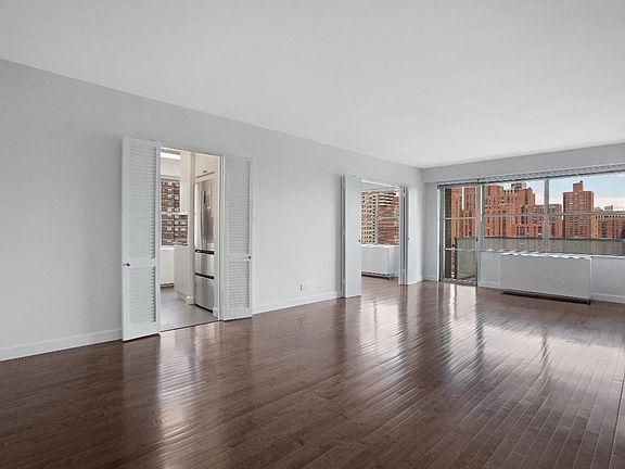 5th image of 1659 2nd Ave #24F