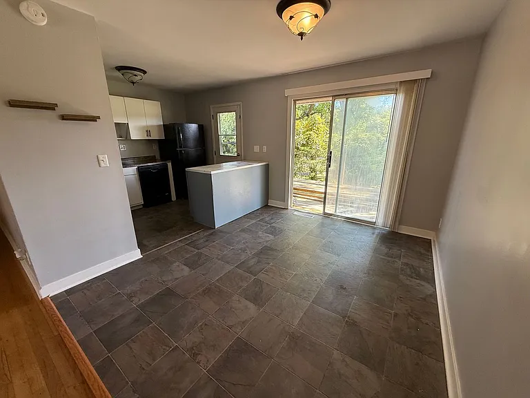 213 S Poplar Dr — Photo 10