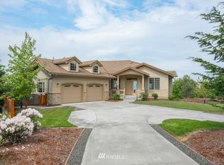 22 Fox Holw, Sequim, WA 98382