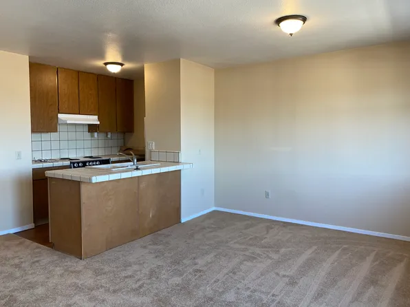 320 Watson St #B, Monterey, CA 93940