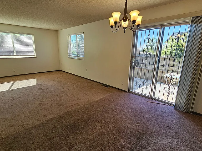 9783 Croke Dr — Photo 7