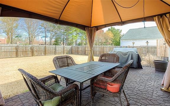 4th image of 11106 Thousand Oaks Dr #17