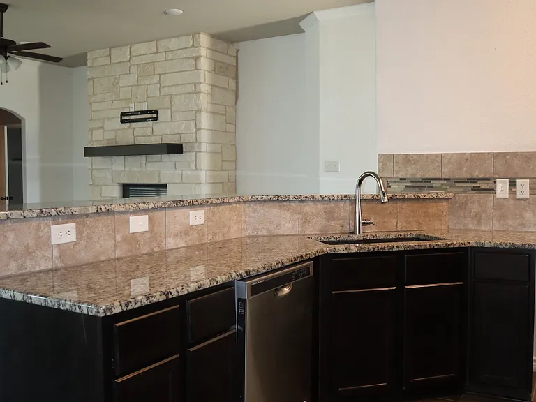 5207 Colina Dr — Photo 8