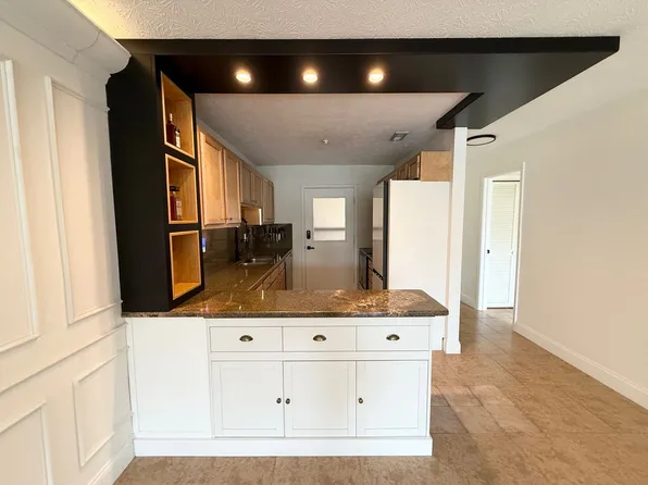 4975 San Jose Blvd Unit 301, Jacksonville, FL 32207