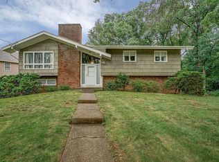 21 Nantes Rd, Parsippany, NJ 07054