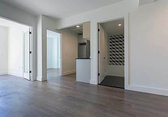 3rd image of 323 E 19th St APT 4F