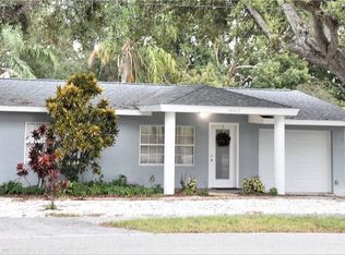 10677 Ridge Rd, Seminole, FL 33778