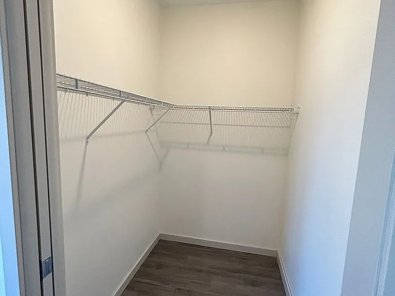 101 Main St S #205 — Photo 4