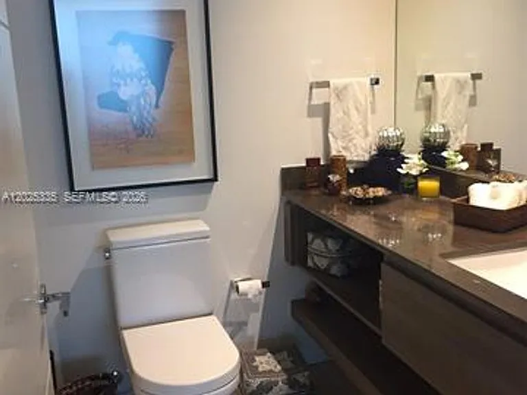 350 Ocean Dr #304N — Photo 26