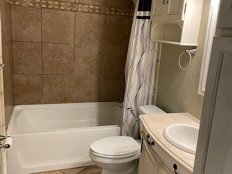 2302 Wheatland Dr — Photo 8
