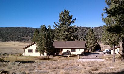 3rd image of 2813 Cedar Ln
