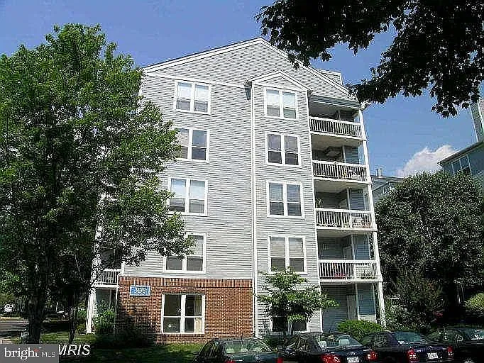 3175 Summit Square Dr #5-E5