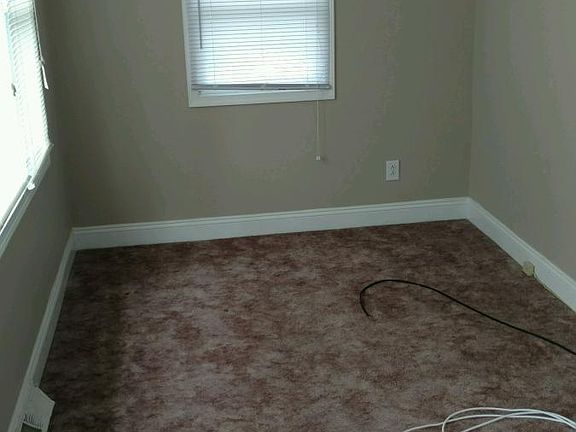 3rd image of 1001 Highland Ave