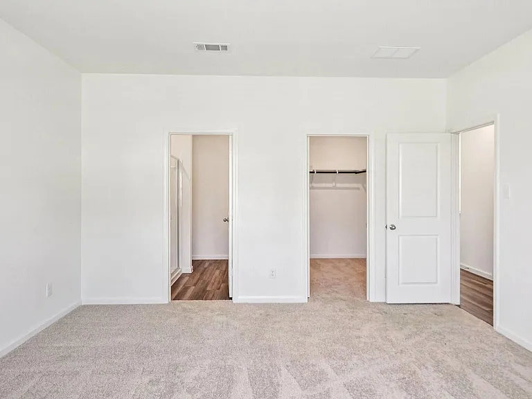 504 McFadin Way — Photo 9