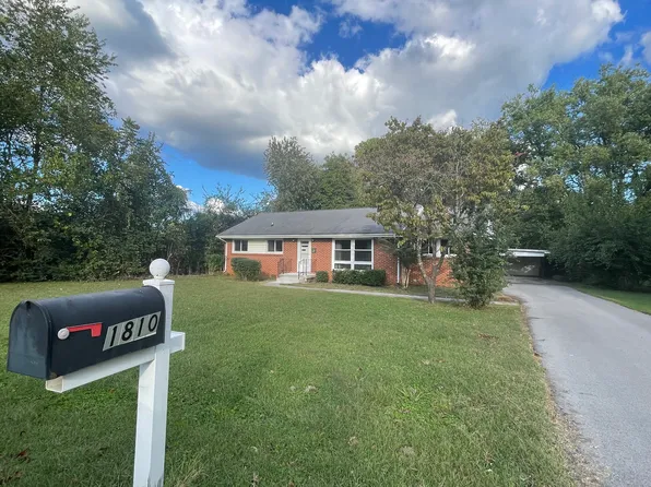 1810 August Cir, Murfreesboro, TN 37129