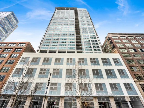 701 S Wells St APT 2301, Chicago, IL 60607