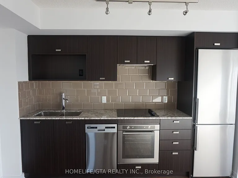 275 Village Green Sq #1522 — Photo 7