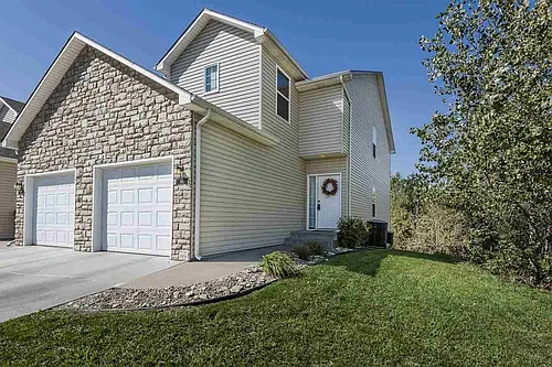 626 Oakbrook Pl Photo 1
