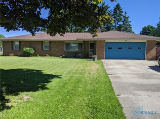 23679 W Hellwig Rd, Genoa, OH 43430