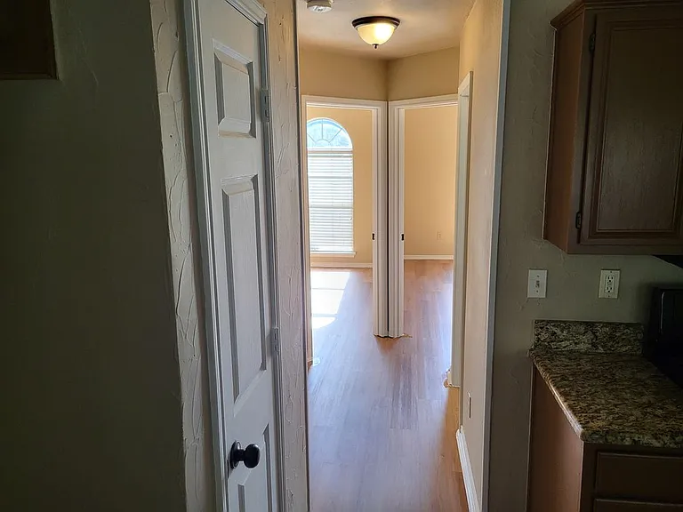 3519 Daisy Ln — Photo 10