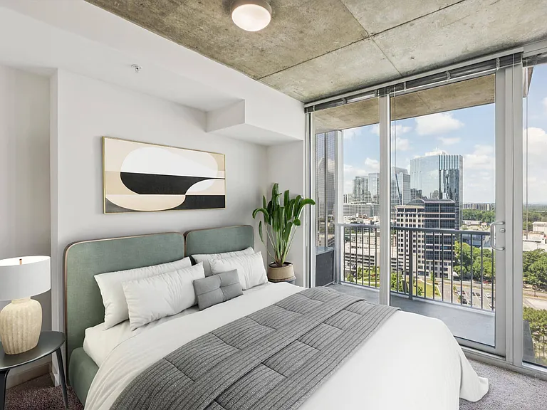 SkyHouse Buckhead — Photo 36