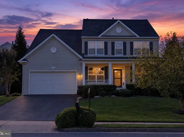 214 Talamore Dr, Stephens City, VA 22655