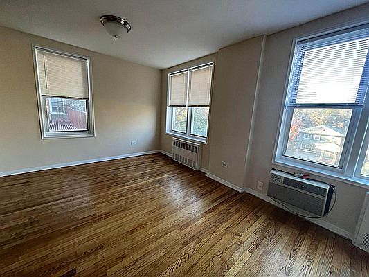 4th image of 18230 Wexford Ter APT 5L