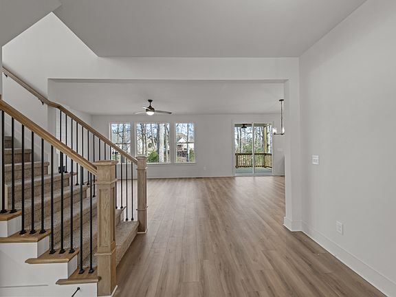 4th image of 305 Trefethen Dr