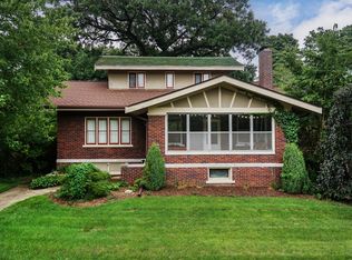 4 Clinton Pl, Normal, IL 61761