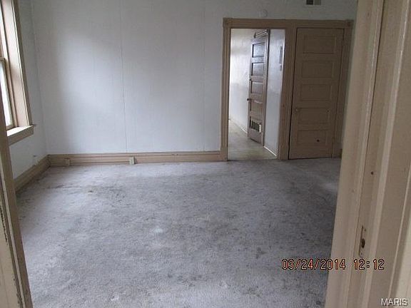 3rd image of 3310-3312 Keokuk St