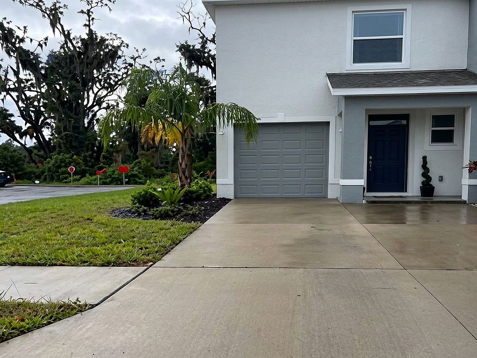 1st image of 5004 Captain Davis Dr