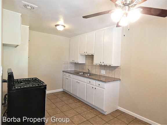 3rd image of 400 W 20th St APT 7
