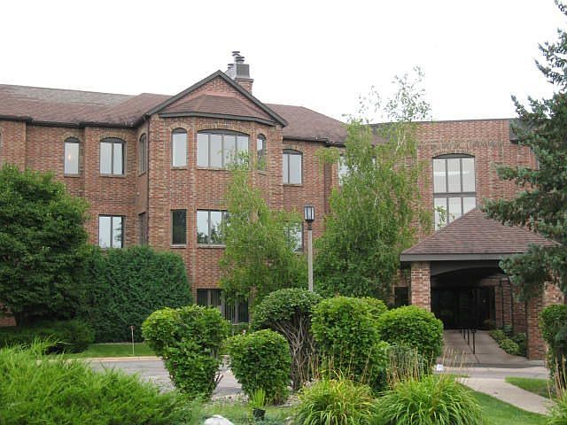 Welcome to 3531 Oakton Drive!
