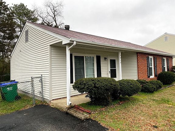 2nd image of 2913 Matisse Ln
