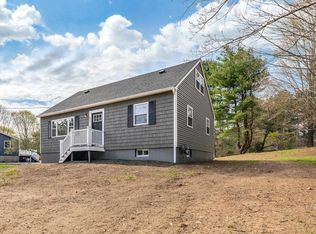 623 Haverhill St, Rowley, MA 01969