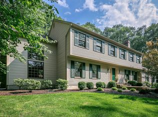 5 Summer Ln, Califon, NJ 07830