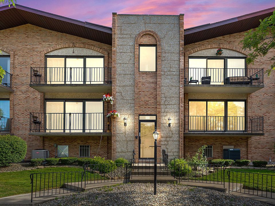 1st image of 4117 W 93rd Pl APT 1D