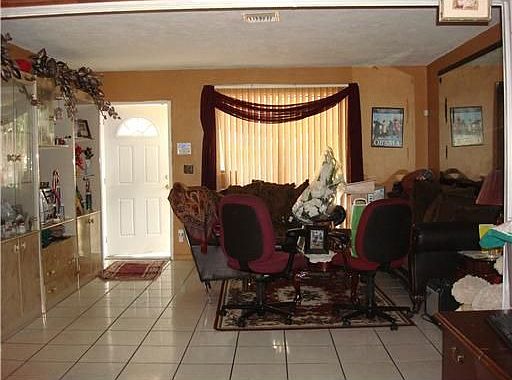 2nd image of 641 SW 30th Ave