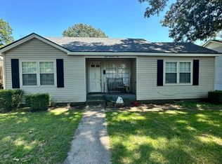 809 SW 5th St, Walnut Ridge, AR 72476