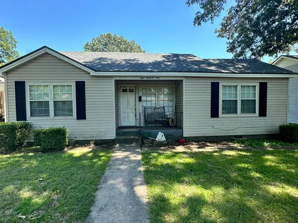 809 SW 5th St, Walnut Ridge, AR 72476
