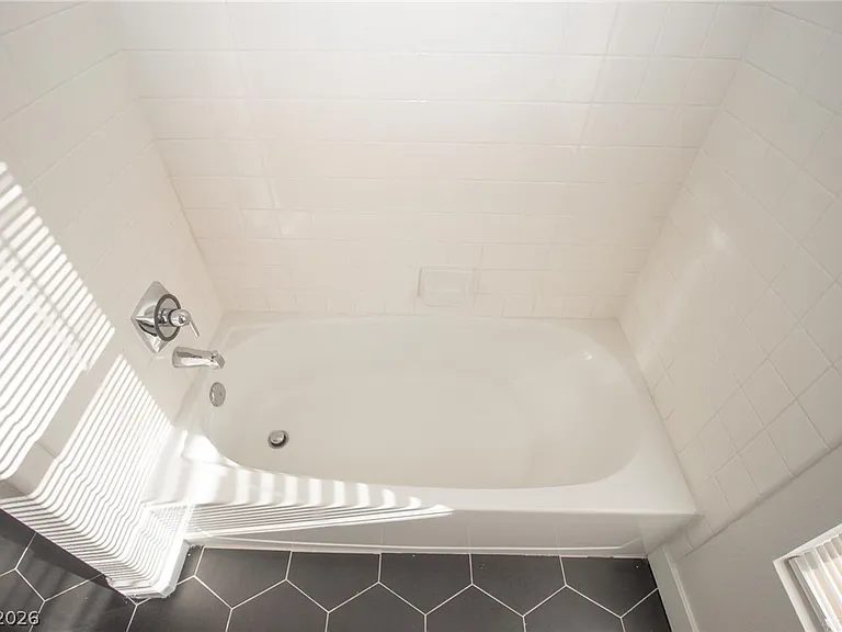 1468 Reef Ridge Ct — Photo 14